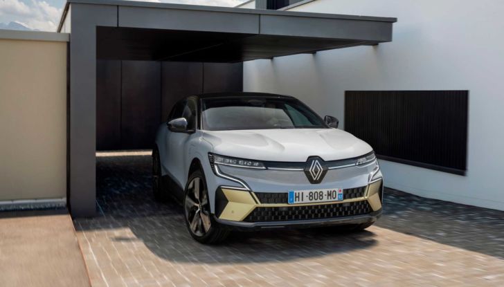 Renault Mégane E-Tech Electric: ordini aperti per l’Italia, prezzi da 37.100 Euro - Foto 2 di 22
