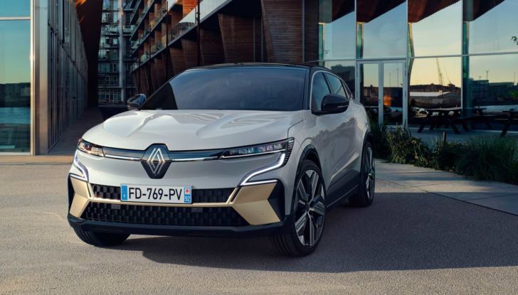 Renault Mégane E-Tech Electric: ordini aperti per l’Italia, prezzi da 37.100 Euro - Foto 5 di 22