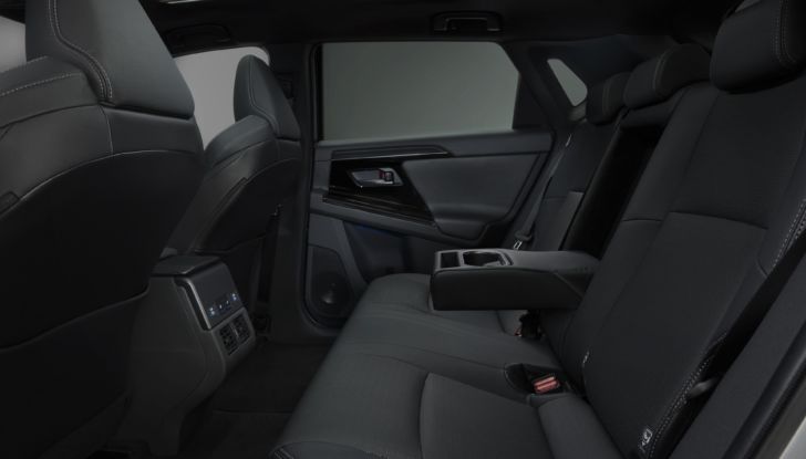 Novità Toyota 2022: il futuro è sportivo (GR86) e a idrogeno (GR Yaris H2) - Foto 43 di 46