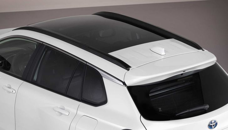 Toyota Corolla Cross: disponibile anche l’1.8 Full Hybrid da 140 CV - Foto 8 di 13