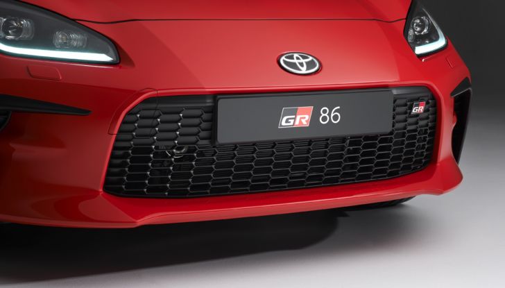 Novità Toyota 2022: il futuro è sportivo (GR86) e a idrogeno (GR Yaris H2) - Foto 16 di 46