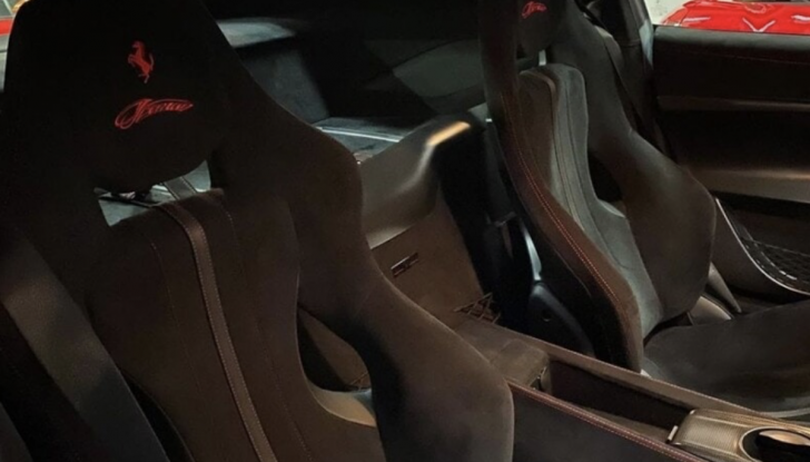 La Ferrari F12tdf di Kimi Raikkonen in vendita a un prezzo da record - Foto 6 di 8