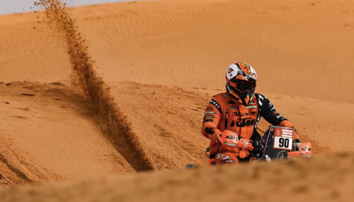 Dakar 2022: Petrucci da record, è il primo pilota di MotoGP a vincere una tappa nel deserto - Foto 7 di 10