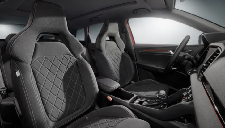 Skoda Karoq MY2022: annunciati i prezzi dell’ultima versione - Foto 13 di 18