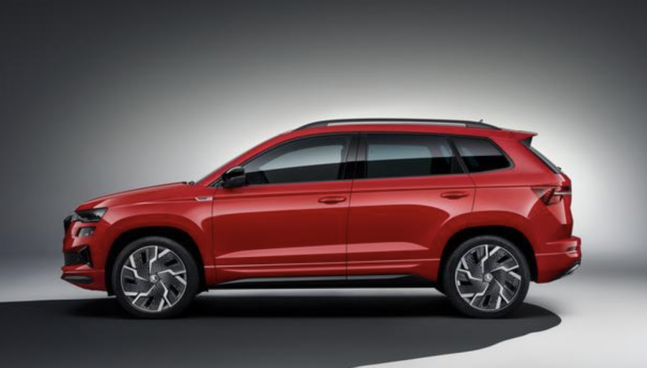 Skoda Karoq MY2022: annunciati i prezzi dell’ultima versione - Foto 14 di 18