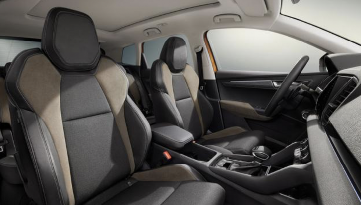 Skoda Karoq MY2022: annunciati i prezzi dell’ultima versione - Foto 6 di 18