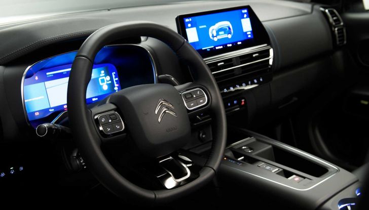 Citroën C5 Aircross: il restyling 2022 è più elegante e tecnologico - Foto 10 di 11