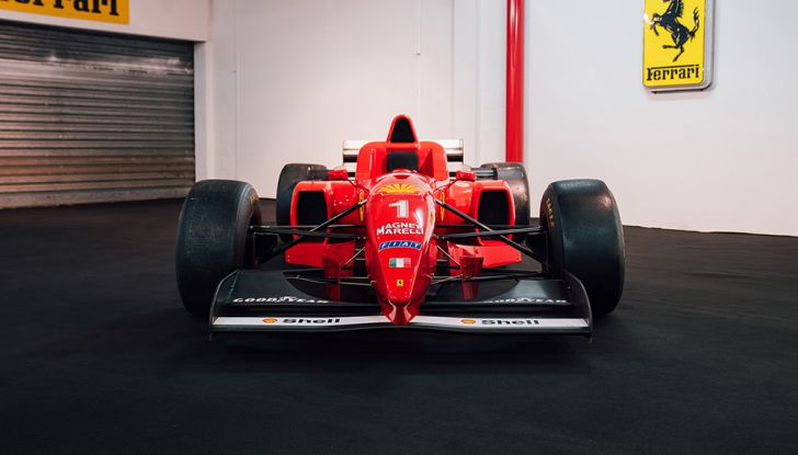 L’asta dei sogni: in vendita a Parigi la Ferrari F310 di Schumacher - Foto 5 di 13