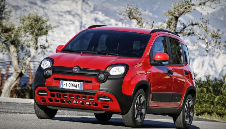 Fiat: la gamma RED si amplia con la Tipo Cross SW e la Panda - Foto 11 di 21