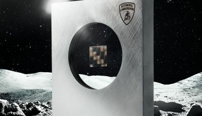 Lamborghini debutta nel mondo degli NFT con le Space Keys!