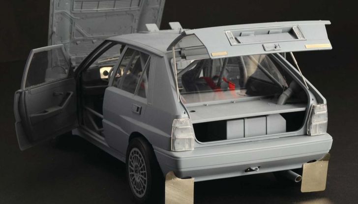 Lancia Delta: disponibile il modellino Italeri della mitica HF Integrale! - Foto 5 di 9