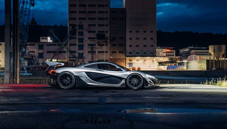 Il regalo più bello per un pilota? Una McLaren P1 GTR da usare in pista! - Foto 9 di 23