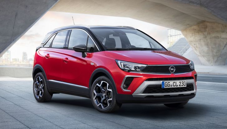 Opel Corsa e Crossland 2022: le Blitz Edition sono disponibili solo online - Foto 8 di 9