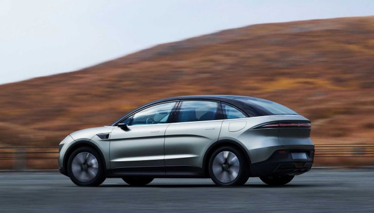 Sony Vision-S 02: la berlina elettrica diventa un SUV a sette posti - Foto 11 di 14