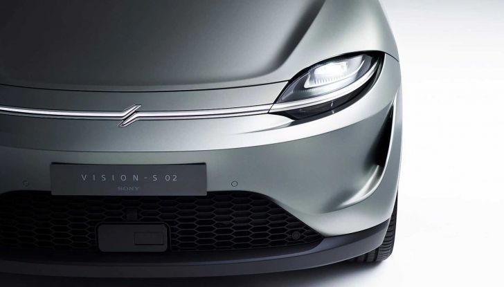 Sony Vision-S 02: la berlina elettrica diventa un SUV a sette posti - Foto 1 di 14