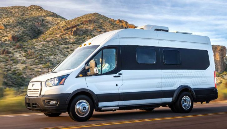 Winnebago e-RV Concept: il camper elettrico di lusso su base Ford Transit - Foto 3 di 9