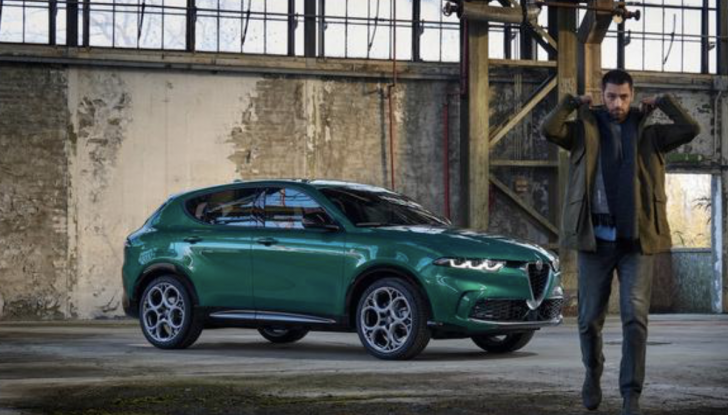 Alfa Romeo Tonale caratteristiche, motori e prezzi - Foto 15 di 17