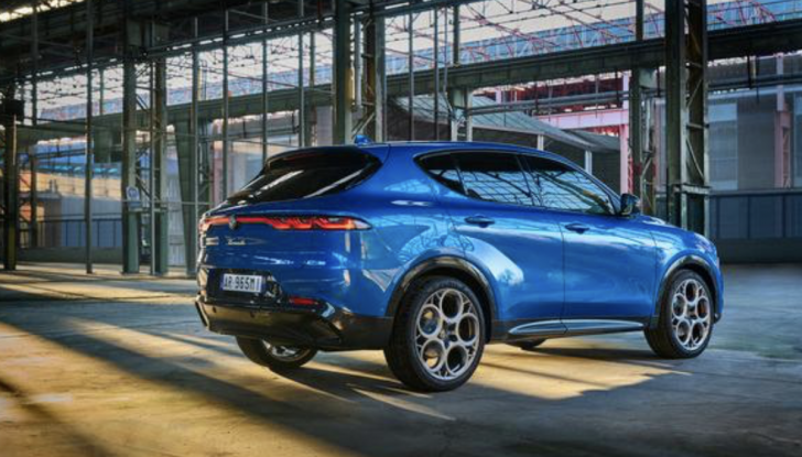 Alfa Romeo Tonale caratteristiche, motori e prezzi - Foto 3 di 17