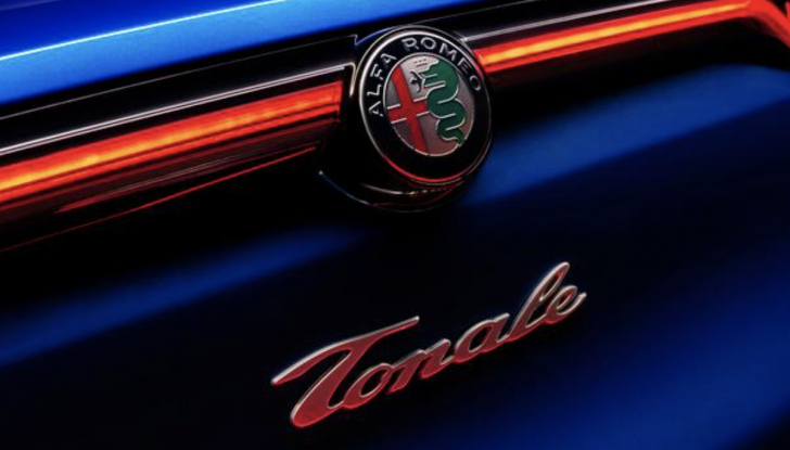 Alfa Romeo Tonale caratteristiche, motori e prezzi - Foto 8 di 17