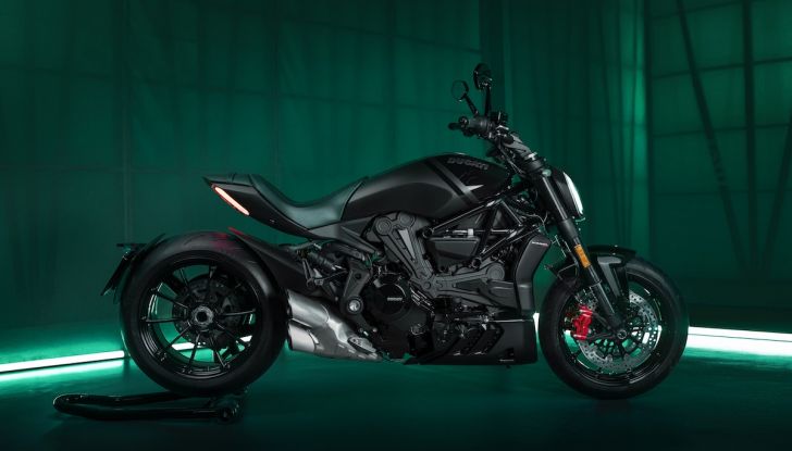 Ducati presenta l’edizione limitata e numerata XDiavel Nera - Foto 3 di 9