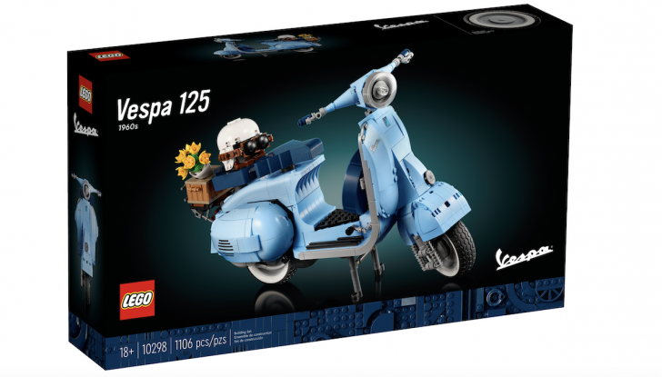 LEGO celebra Vespa, lo scooter più famoso del mondo - Foto 4 di 11