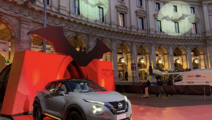 Nissan Micra Kiiro: Batman rende speciale anche la piccola citycar giapponese - Foto 11 di 17