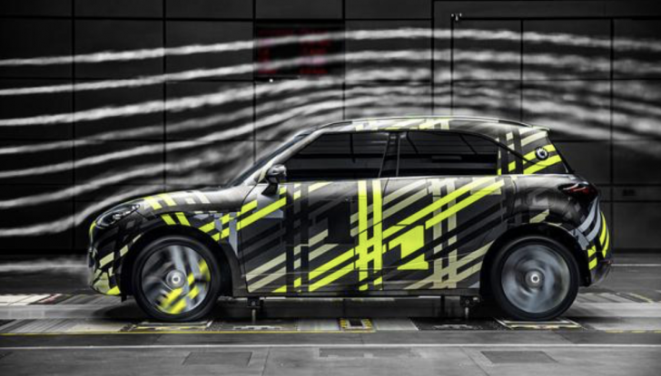 Si chiama #1 il primo SUV 100% elettrico di Smart - Foto 11 di 11