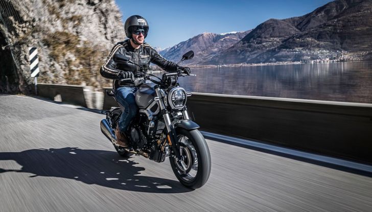 Voge Trofeo 500AC: la advanced classic per tutte le tasche - Foto 2 di 11