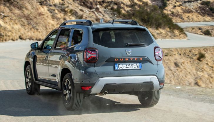 Dacia Duster Extreme: disponibile la serie limitata da 20.350 Euro - Foto 4 di 15