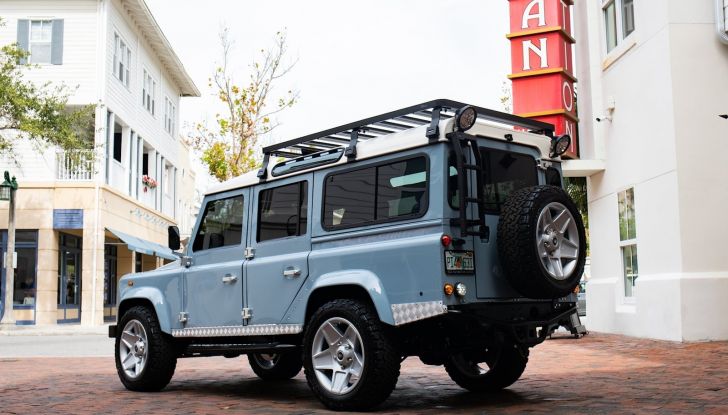 Land Rover Defender restomod elettrico