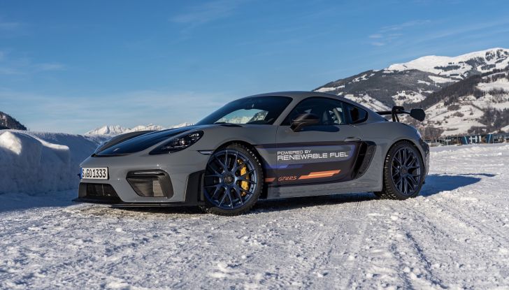 Porsche 718 Cayman GT4 RS e-fuel
