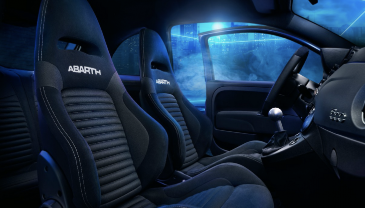 Abarth 500 Elettrica, prima immagine ufficiale del modello di serie - Foto 12 di 16