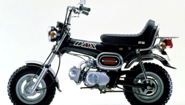 Il nuovo Honda ST125 Dax 2023 è pronto a tornare in Europa - Foto 15 di 16