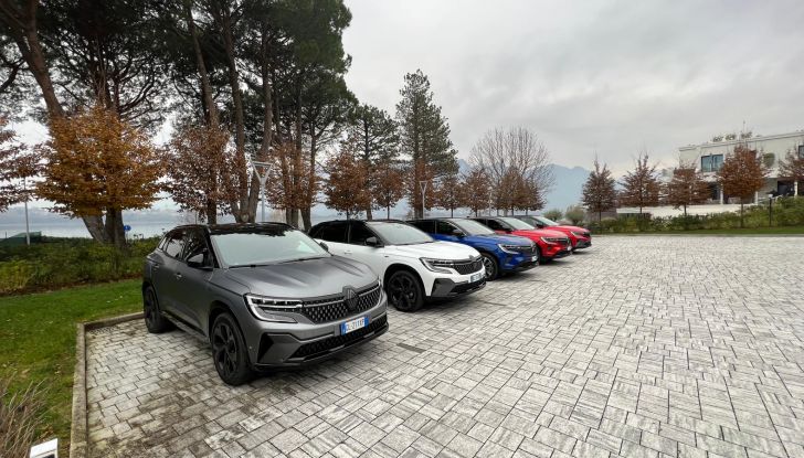 Renault Austral: provata la E-Tech Full Hybrid da 200 cavalli - Foto 5 di 21