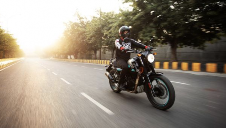 Royal Enfield presenta l’adventure crossover Scram 411 - Foto 7 di 16