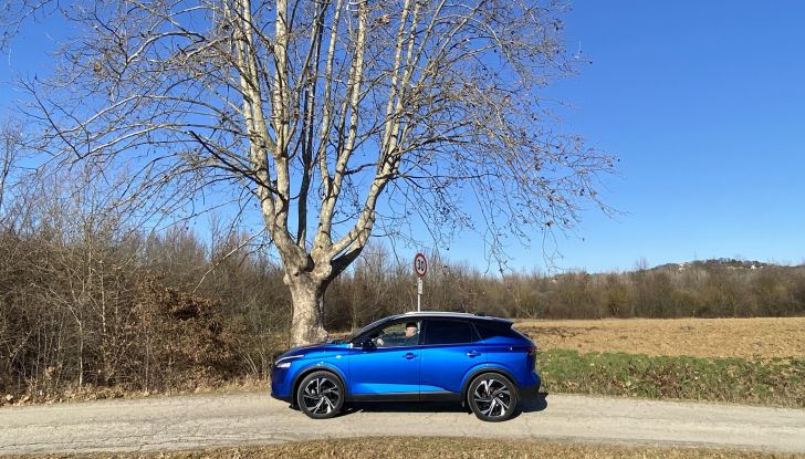 Test Drive Nissan Qashqai 2022: provato su strada il SUV giapponese - Foto 7 di 18