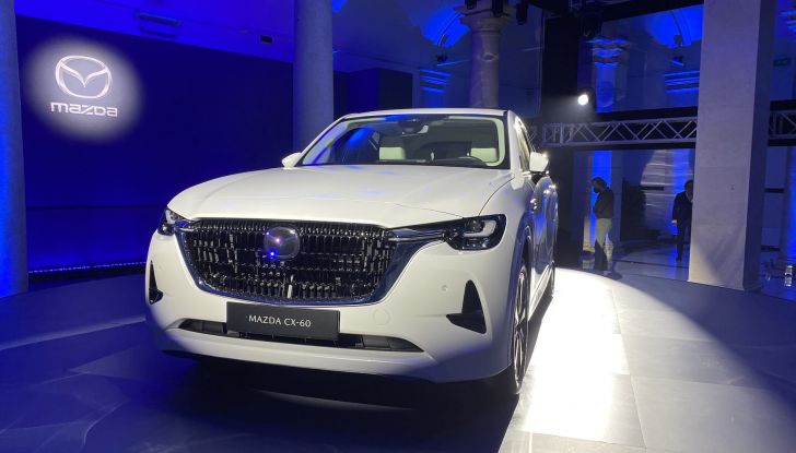 Mazda CX-60: il primo SUV ibrido plug-in è finalmente arrivato! - Foto 13 di 25