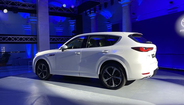 Mazda CX-60: il primo SUV ibrido plug-in è finalmente arrivato! - Foto 5 di 25