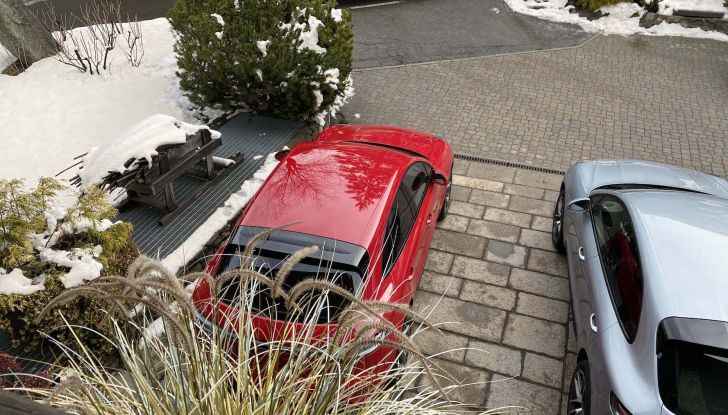 Porsche Macan 2022: la prova su strada della GTS da 440 cavalli in attesa della elettrica - Foto 22 di 25