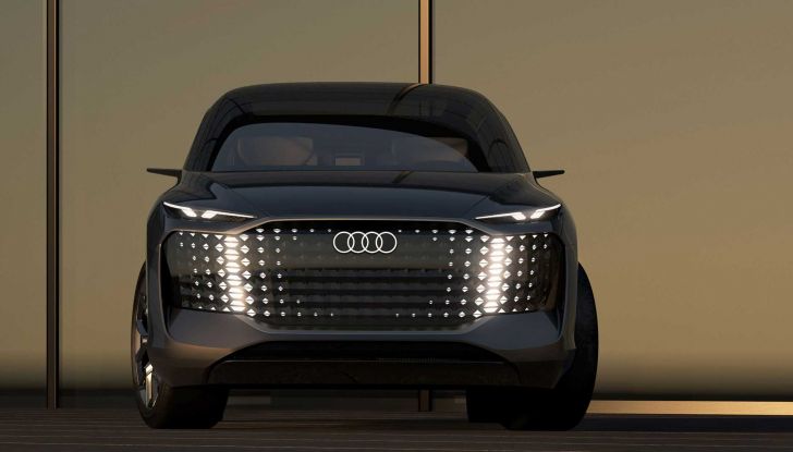 Audi presenta la Urbansphere Concept, la monovolume del futuro - Foto 7 di 13