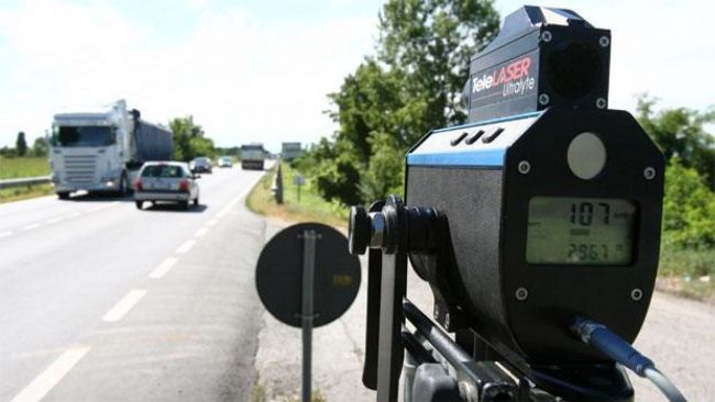 Autovelox nascosti: perché la multa è nulla se la pattuglia si nasconde