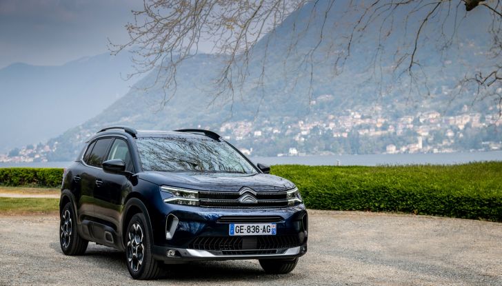 Citroen C5 Aircross 2022 restyling, prezzi da 28.700 Euro - Foto 8 di 10