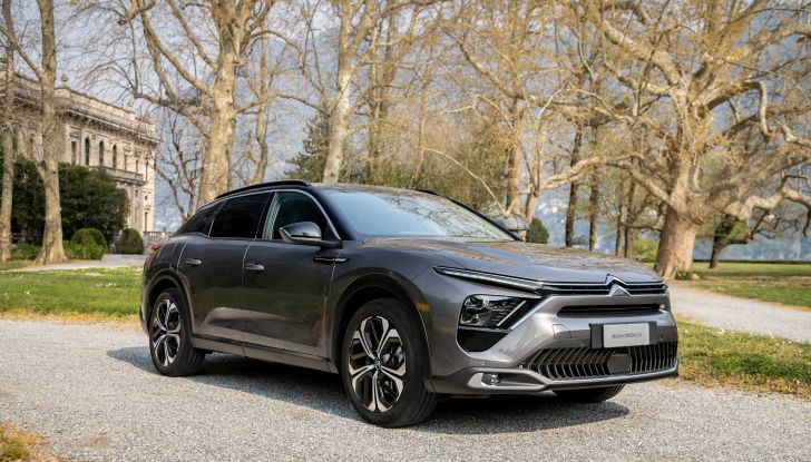 Citroen C5 X 2022: l’ammiraglia del marchio francese debutta in Italia - Foto 2 di 21