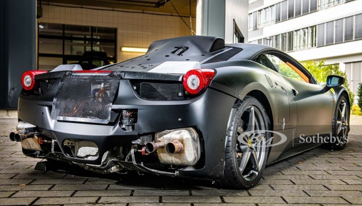 Test car in vendita: comprereste il prototipo della Ferrari LaFerrari? - Foto 7 di 13