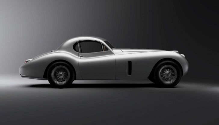 Jaguar XK120: la leggenda britannica ritorna più pimpante che mai! - Foto 9 di 11