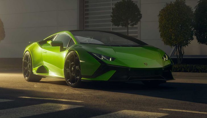 Lamborghini Huracàn Tecnica: il canto del cigno del V10 sprigiona 640 CV - Foto 3 di 23