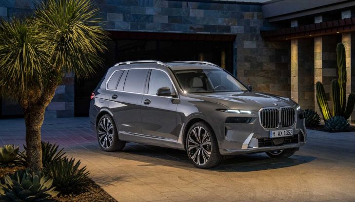 Alpina XB7 2022: la nuova BMW X7 diventa ancora più elegante - Foto 10 di 16
