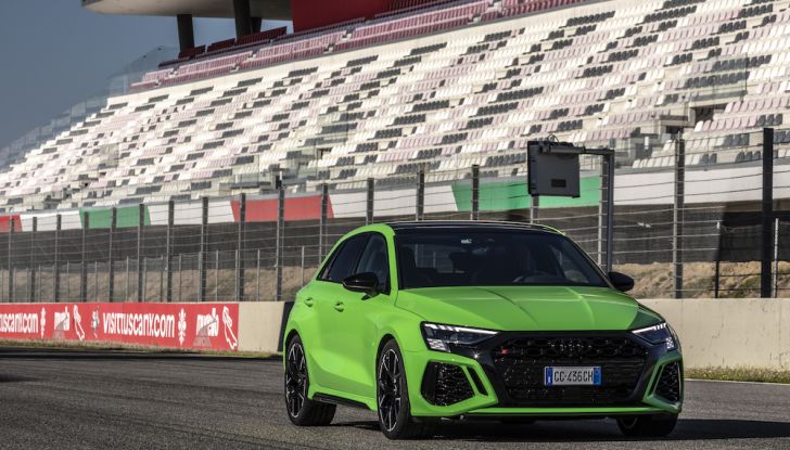 [VIDEO] Audi RS3 Sportback, prova in pista al Mugello: con l’RS Torque Splitter va anche di traverso! - Foto 20 di 28
