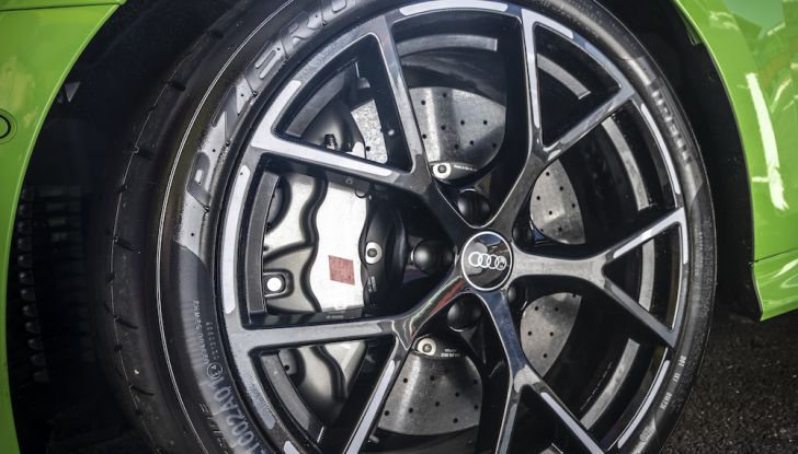 [VIDEO] Audi RS3 Sportback, prova in pista al Mugello: con l’RS Torque Splitter va anche di traverso! - Foto 25 di 28