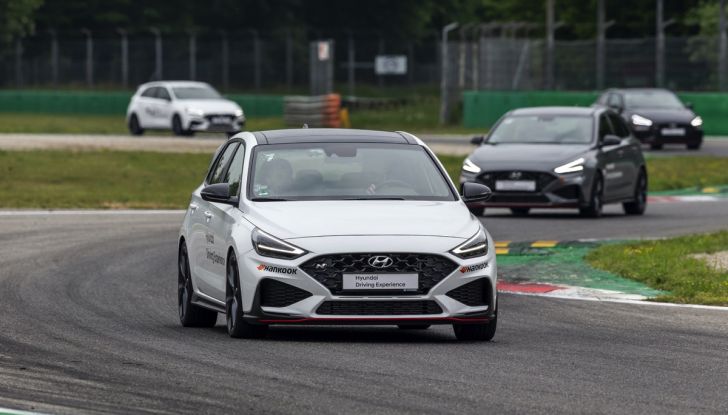 [VIDEO] Hyundai Driving Experience, tutto quello che dovete sapere sui corsi di guida in pista con la gamma N - Foto 31 di 44